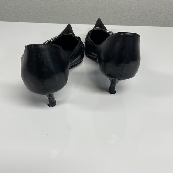 Black very pointy kitten heels - Picture 5 of 7